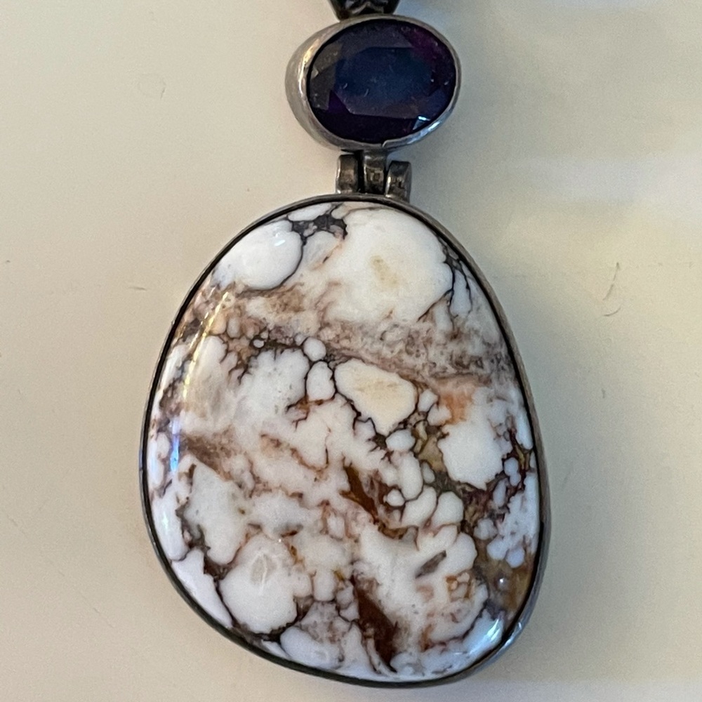 PRECIOUS STONE PENDANT. UNIQUE FUNKY CLASSY
